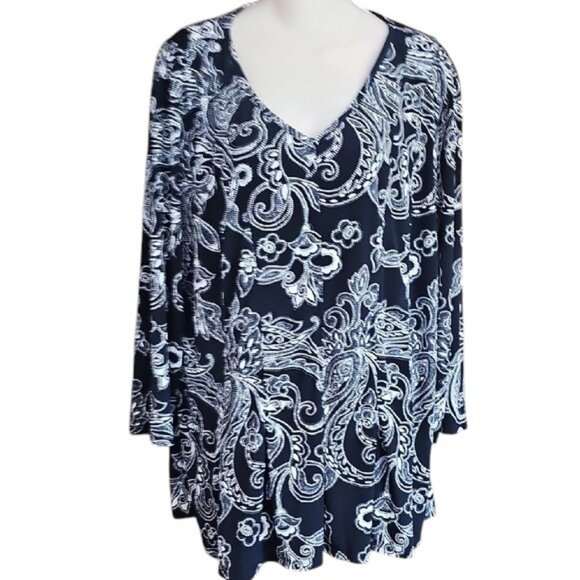EST. 1848 Black and White Paisley V-Neck Top stretch textured flowing flared - Picture 3 of 14